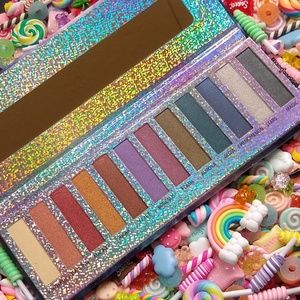 💄Black Heart interstellar orbit pallete💄